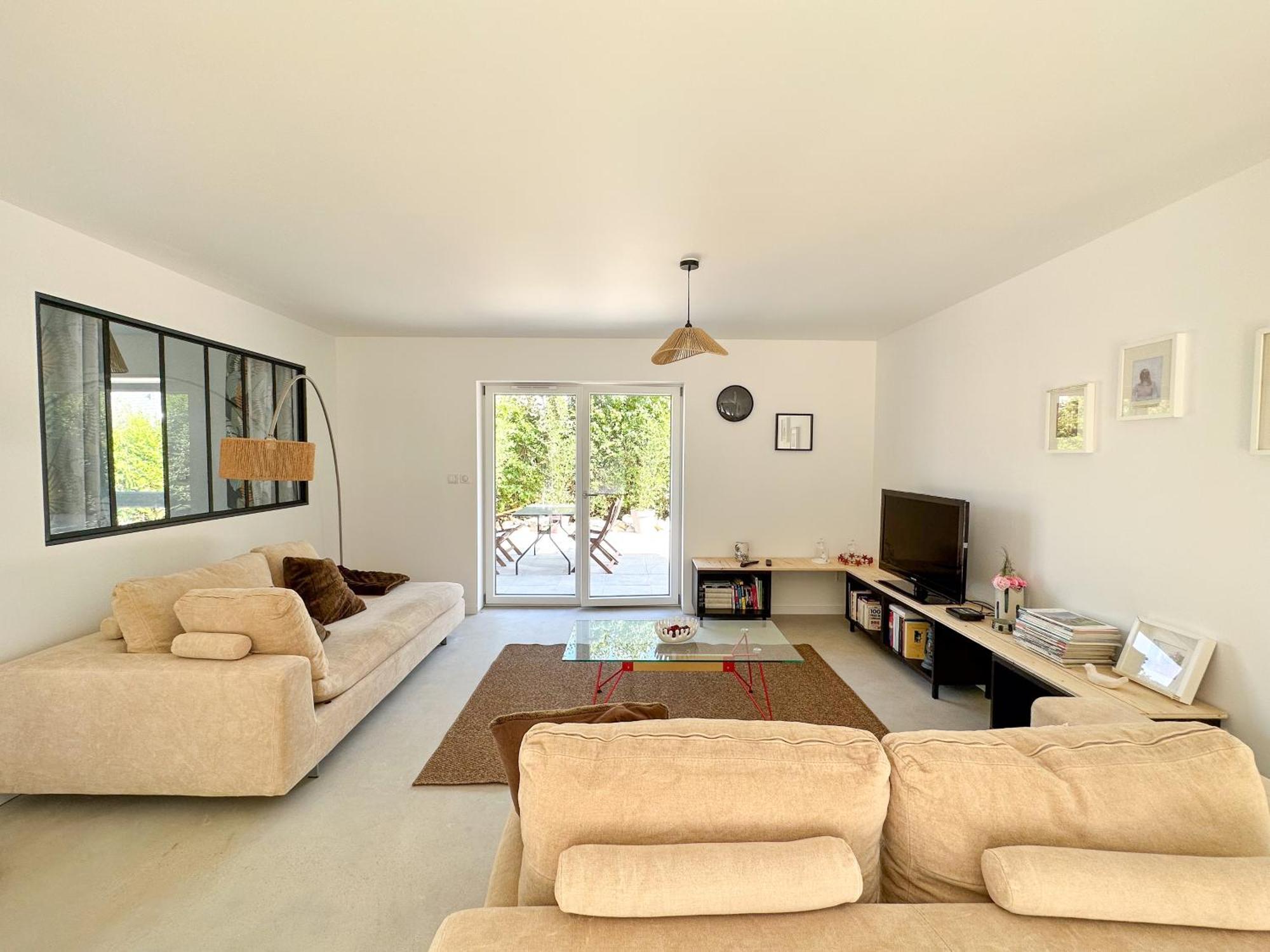 Pandhome Dingsheim ภายนอก รูปภาพ